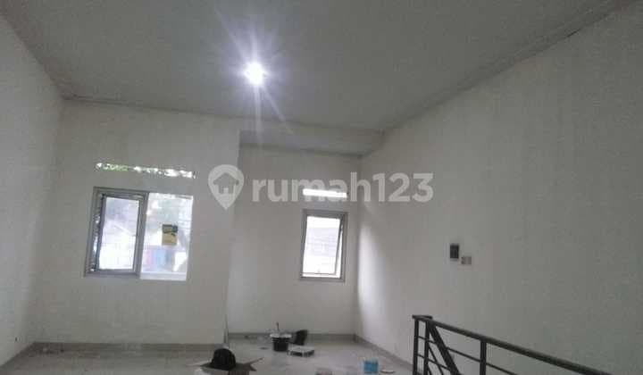 Sewa Ruko Mainroad Padalarang 2 Lantai - Lokasi Strategisdisewakan Ruko Mainroad Padalarang dengan Lokasi Sangat Strategis, Hanya 10 Menit ke Kota Baru Parahyangan (Kbp) dan 10 Menit ke Pasar Tagog Padalarang.cocok untuk Berbagai Jenis Usaha Seperti:prakt