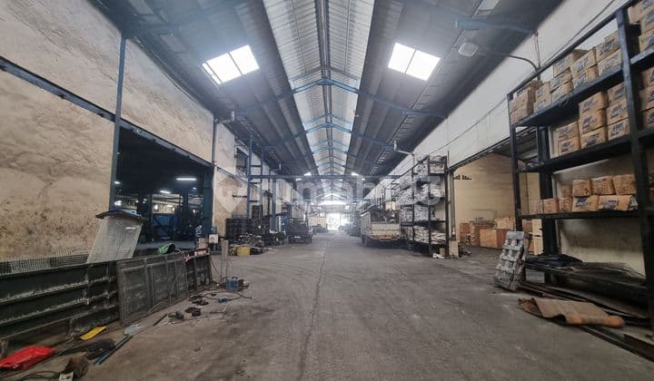 Dijual Cepat Pabrik Jl. Hudein Sastranegara Luas 7.768 M2