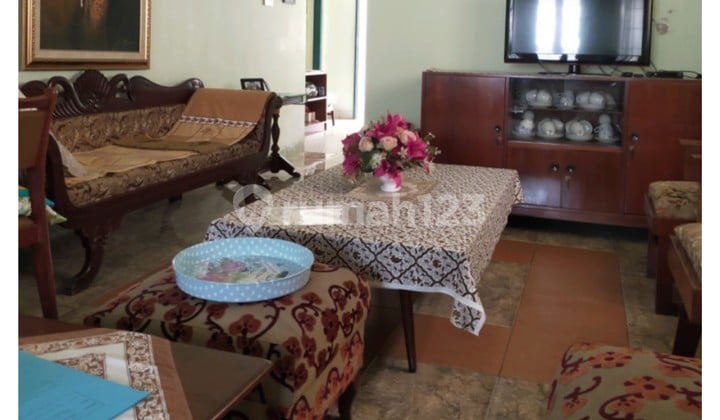 Hunian Nyaman, Rumah 2 Lantai Pusat Kota Bandung Supratman