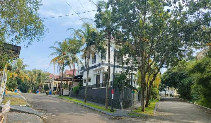 Echo Charm House in Depok