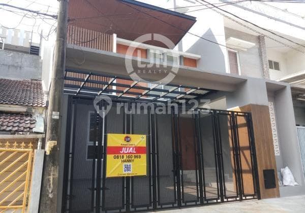 Rumah Brand New 2,5 Lantai di Kelapa Nias, Kelapa Gading, Jakarta Utara