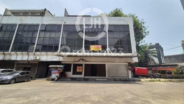 For Sale Ready-to-Use Shophouse in Gunung Sahari Raya, Sawah Besar, Central Jakarta