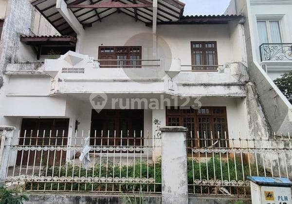 Dijual Rumah Tua Hitung Tanah di Pulomas Timur Pulo Gadung Jakarta Timur