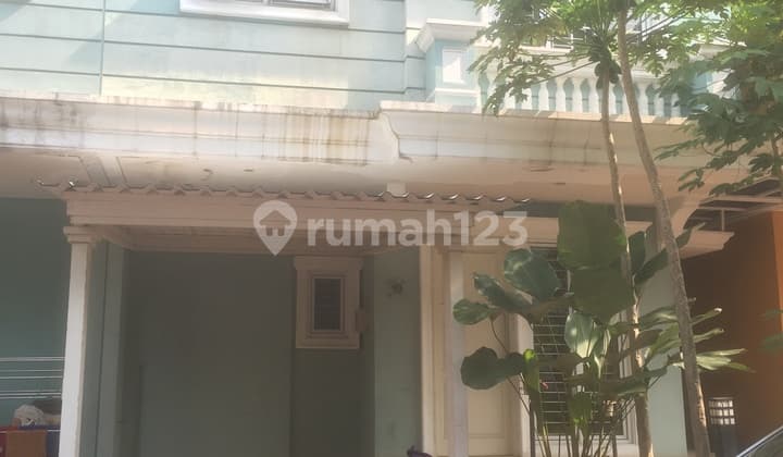 Disewakan Rumah Di Area Komersial Dekat Jalan Tembus Bsd