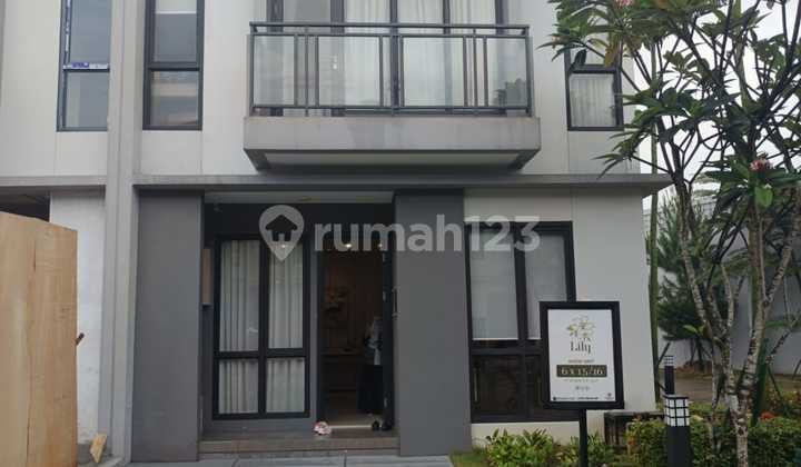 Dijual Cepat Rumah Siap Huni di Cluster Lily Paramount Petals
