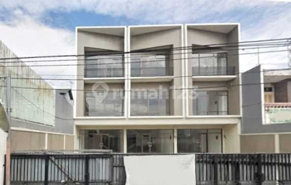 Dijual cepat Ruko Gandeng 3 Luxie Ruko di Jatinegara Jakarta Timur Lokasi strategis