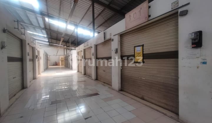 Kios di Pasar Modern Grand Wisata Bekasi - Lokasi Strategis