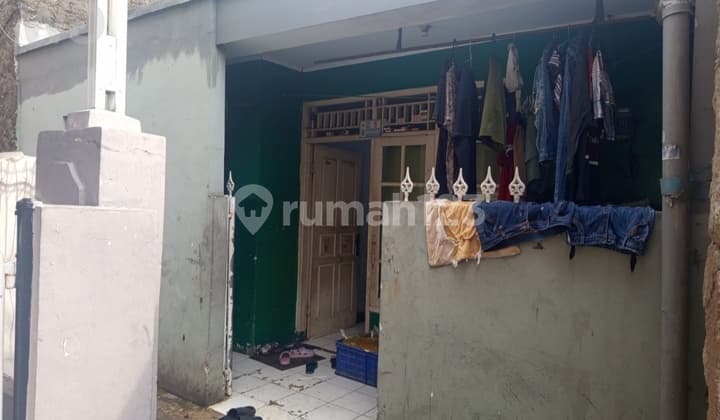 Rumah Dijual di Jakasampurna Bekasi - 5 Kamar Tidur, Lokasi Strategis & Investasi Menjanjikan