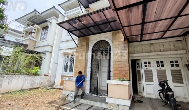 Rumah Dijual di Grand Wisata - Dalam Cluster, Arsitektur Klasik, Lokasi Terbaik & Harga Menarik