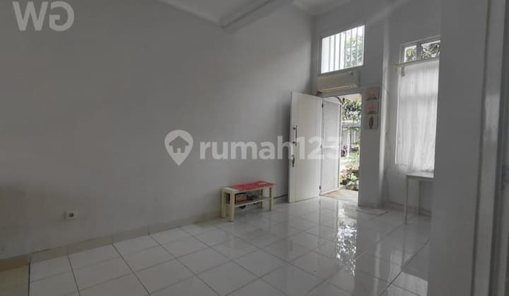 Rumah Dijual di Grand Wisata - Rumah Minimalis 2 KT Dekat Living World