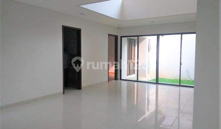Jual Cepat Rumah 2 LT , LT = 200, Di Eminent Prestigia BSD City