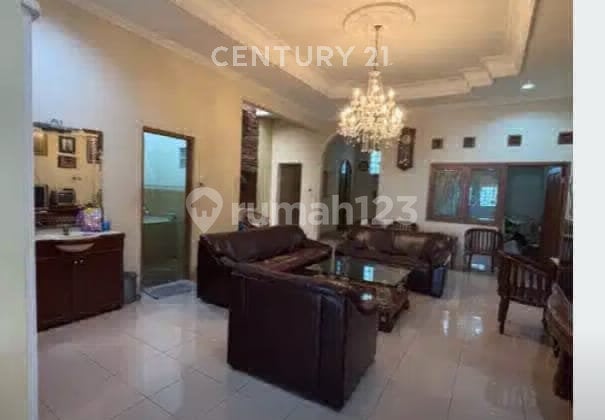 Rumah Mainroad Sayap Area Sukajadi Bandung