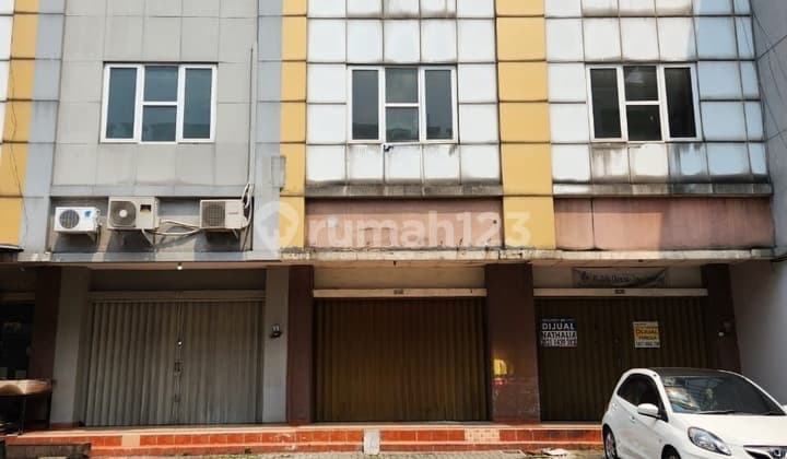 Ruko Golden Boulevard di BSD City Unit langkah jarang ada