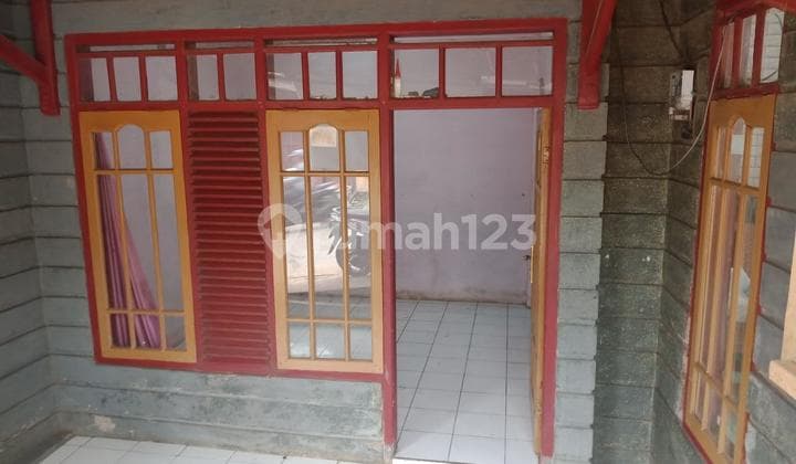 Rumah di Mainroad Arjasari.