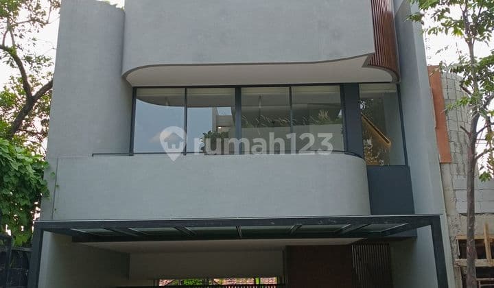 Dijual Rumah Baru/Townhouse Baru(3 Lantai) Bagus Sekali. Di Ciganjur, Jakarta Selatan.