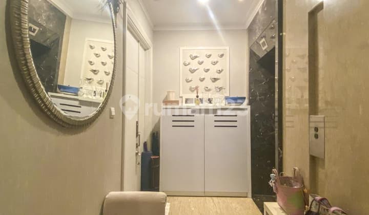 For Sale 1 Unit Luxury Apartment Right In SCBD