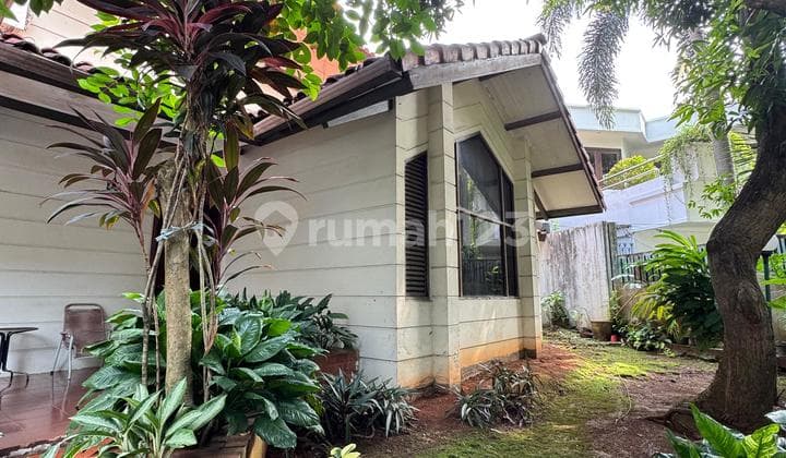 Dijual Rumah Terawat Lingkungan Tenang Dan Asri Di Pondok Indah