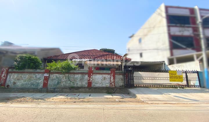 Rumah di Kemuning , Tomang