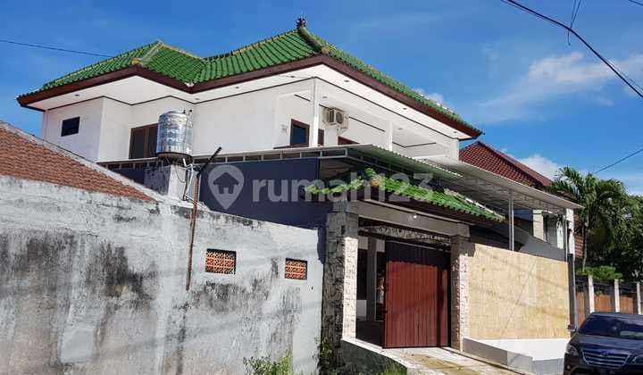 Rumah Tinggal Disewakan Full Furnished,3 Kamar Tidur di Cargo Indah Gatsu Barat