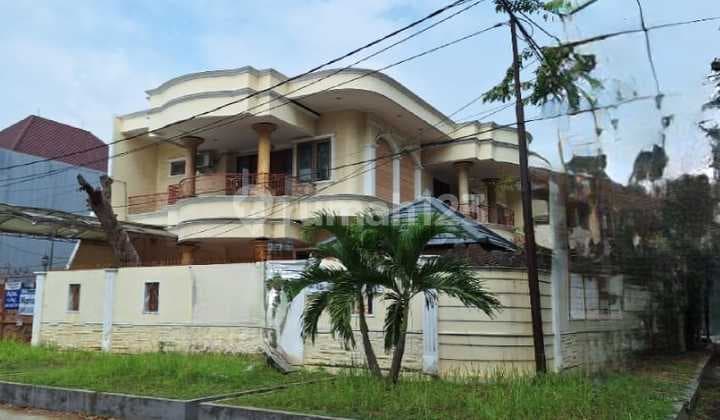 Jual Rumah Hoek 2lt di Sunter