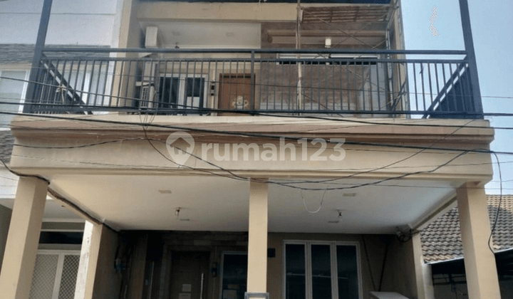 Jual Cepat Rumah 4 Lantai Bagus di Kelapa Gading