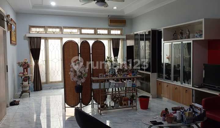 Jual Cepat Rumah Bagus2 Lantai di Sunter