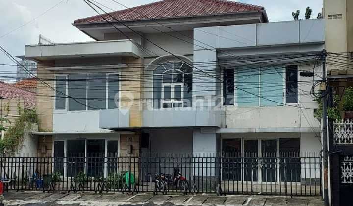 rumah jalan raya, komersil di tebet jaksel