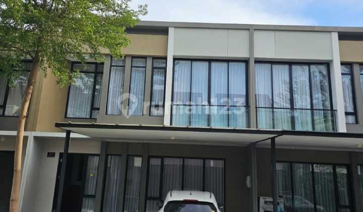 Rumah Brand New Bagus Lokasi di Pik 2