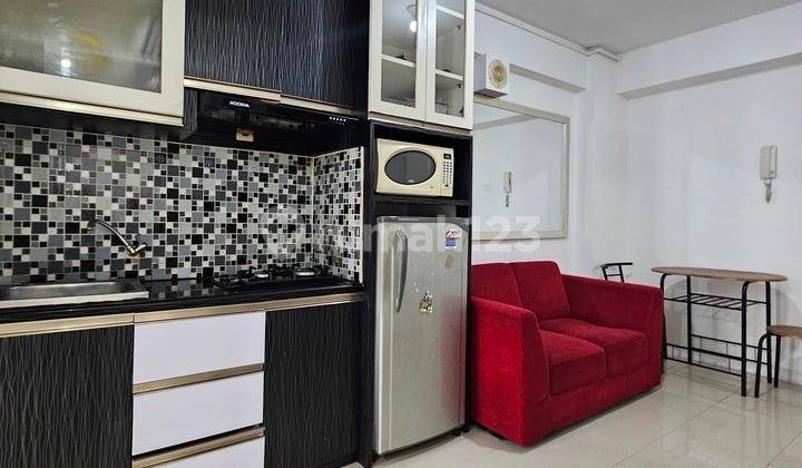 Investasi Terbaik! 2Br, View Pool, Furnished, All In One Facility