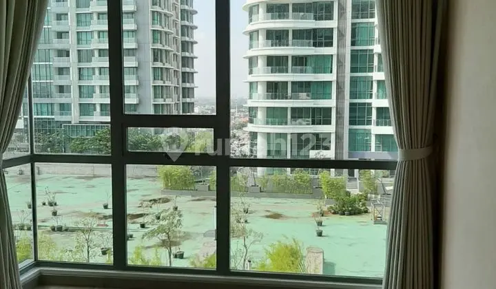 Apartment St Moritz Lippo Puri Indah, New Ambassador Type, 3 Bedrooms, Furnished, Middle Floor.