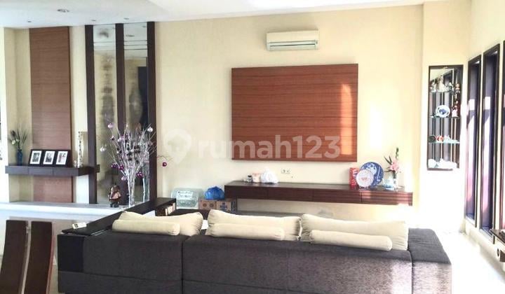 Rumah Bagus Minimalis Dengan Desain Mewah di Taman Villa Meruya Jakarta Barat
