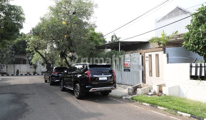Rumah 1 Lt Pulomas, Jakarta Timur