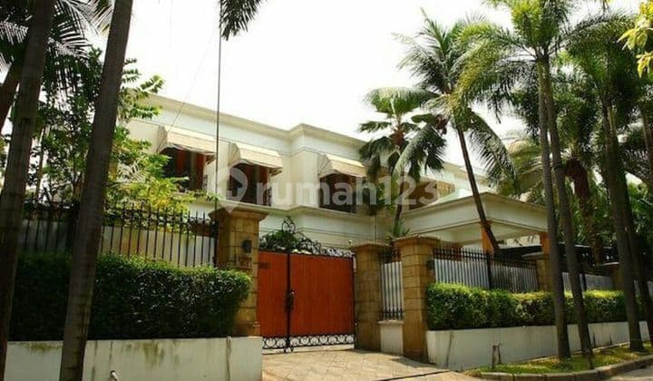 Rumah Mewah Menteng Jakarta Pusat
