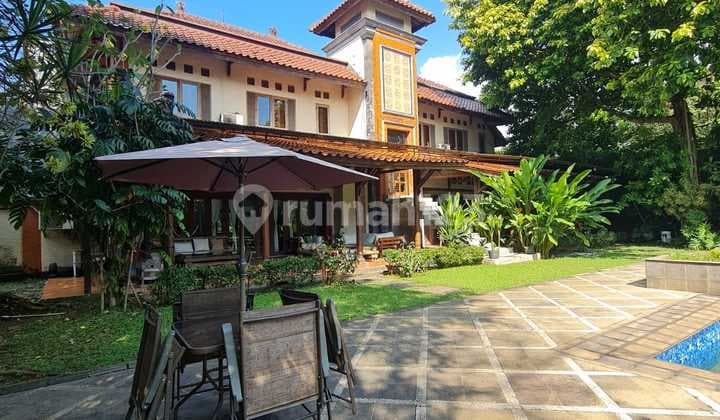 For Sale Rumah bergaya Bali di Cirendeu 2 Lantai Bagus Sekali