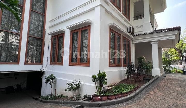 For Sale Rumah Mewah di Kawasan Elit Kuningan Jakarta Selatan