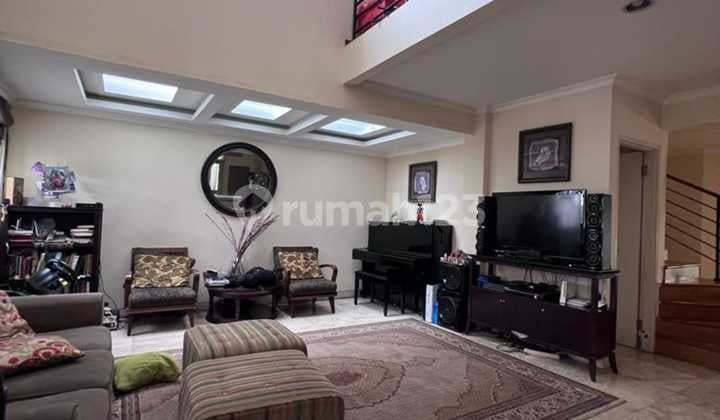 Rumah 2 Lantai Dengan View Hutan Pinus Cinere Jakarta Selatan
