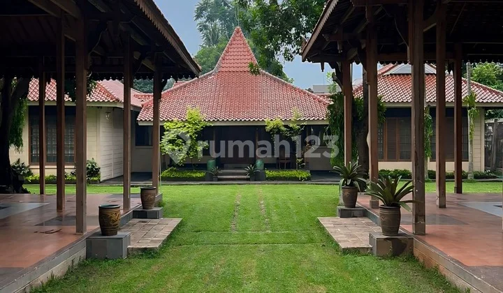Rumah Ethnic Halaman Sangat Luas Bisa Beli Setengahnya Di Andara
