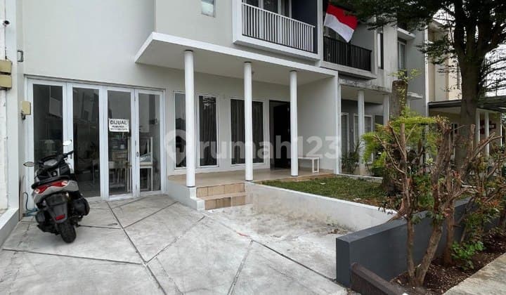 Newly Renovated House In The Foremost Cluster Of Cinere With One Gate Security