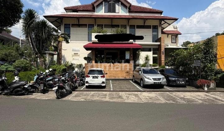 Mini Buidling di Lokasi Strategis, Cocok untuk Kantor, Cafe Dll