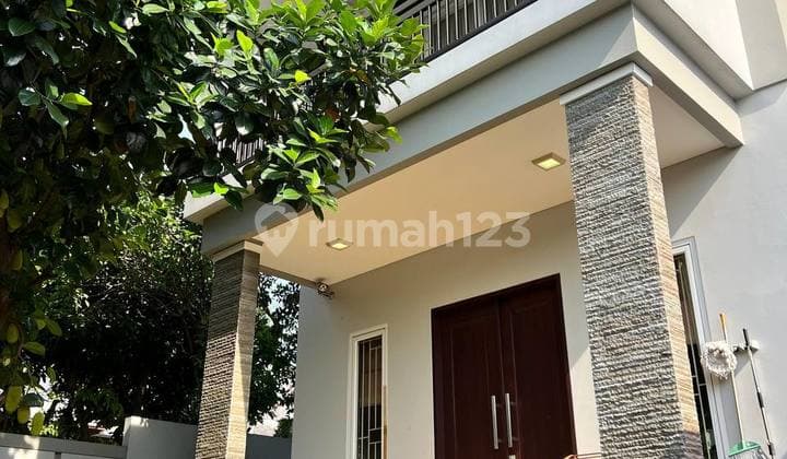 Rumah Siap Huni Di Kompleks Elite Cinere
