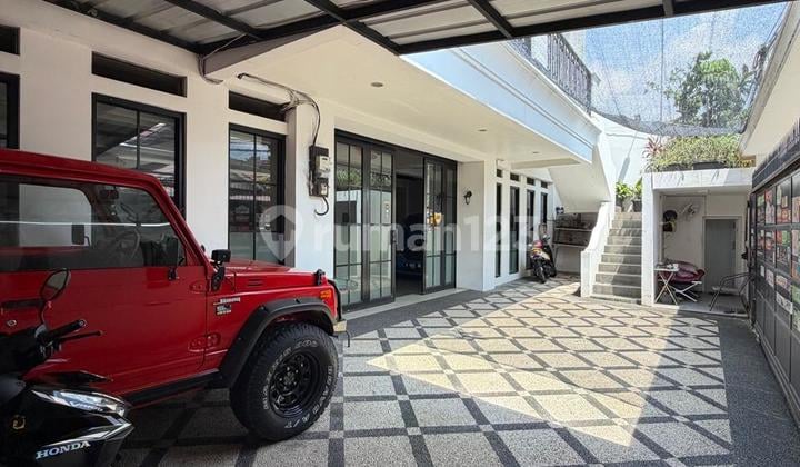 Rumah Mewah 3 Lantai, Siap Huni Lokasi Cipete