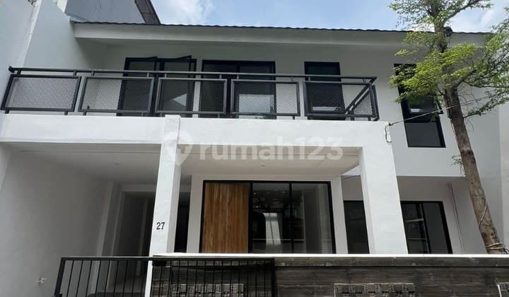 Rumah Newly Renovated di Ragunan Dekat Tb Simatupang