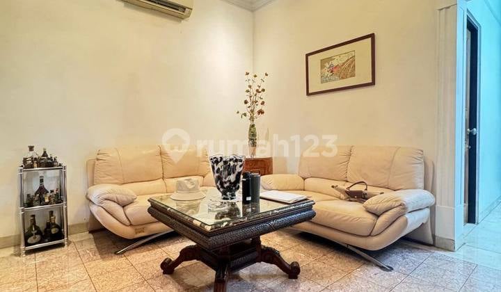 Rumah Cantik Siap Huni Dalam Komplek, Lokasi Strategis di Cinere