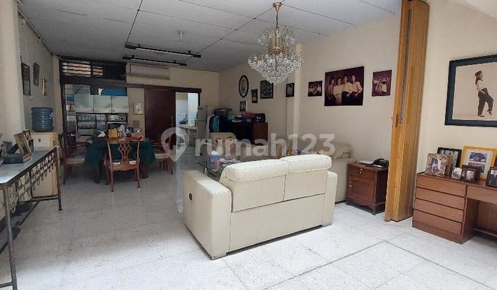 Menteng Rumah Cozy Pinggir Jl. Raya Raden Saleh Cikini,menteng,jak Pus