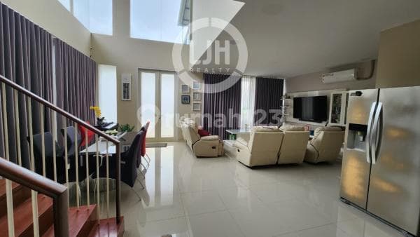 Rumah mewah di Citra Grand