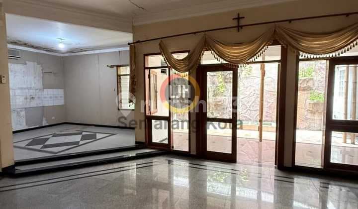 Rumah siap huni di jalan Utari