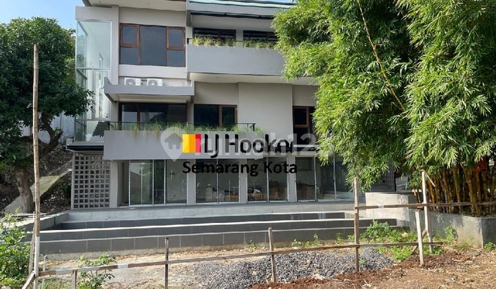 Rumah Baru di Jalan Lawu