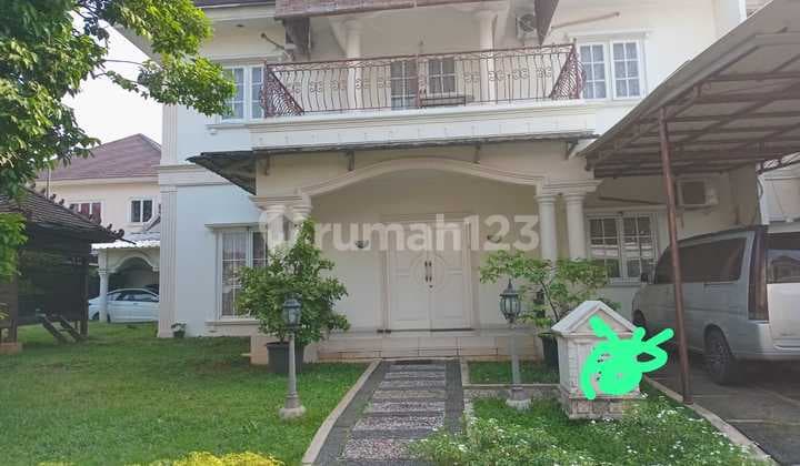 Rumah Besar di Kota Wisata Cibubur