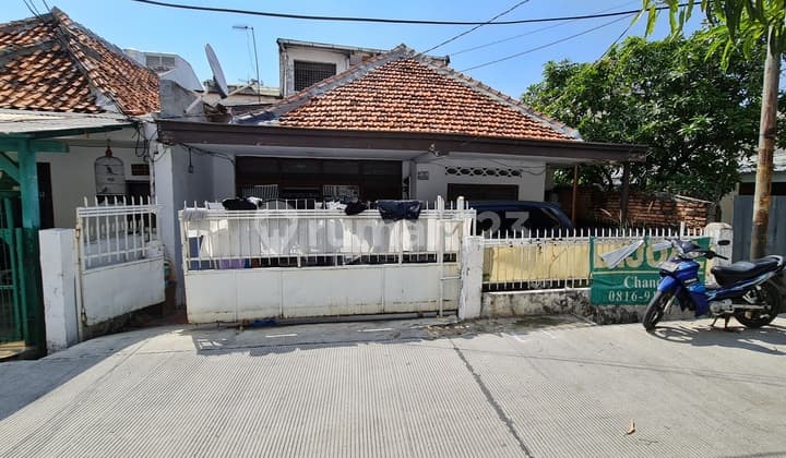 Strategic Nurdin Grogol House for Boarding Stay