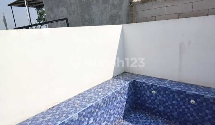 Rumah Ada Kolam Renang Dkt Stasiun Woosh Kcic Padalarang Bandung.